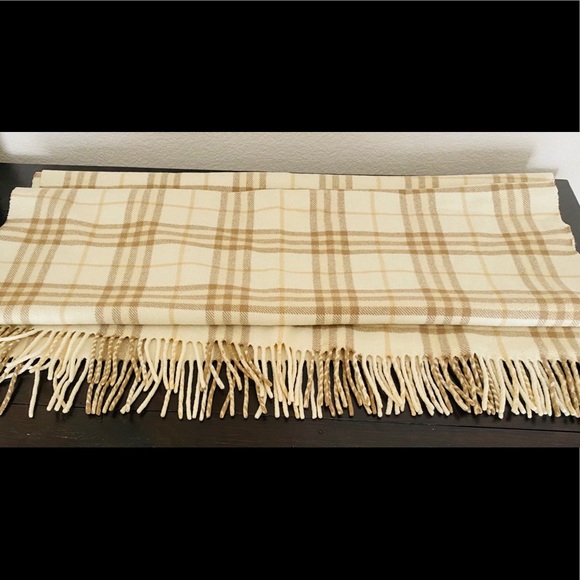 Authentic Burberry “cashmere” blanket scarf - Picture 1 of 4